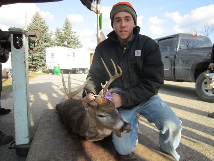 20101116  56th buck pole nov 2010 